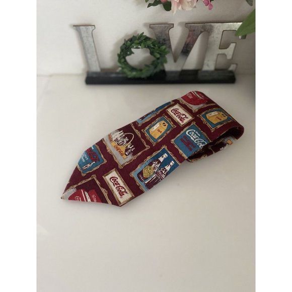 Coca Cola Men’s 100% SILK Tie Made in USA Retro‎ W Old Bottles And Cases 4" Wide - Picture 11 of 16